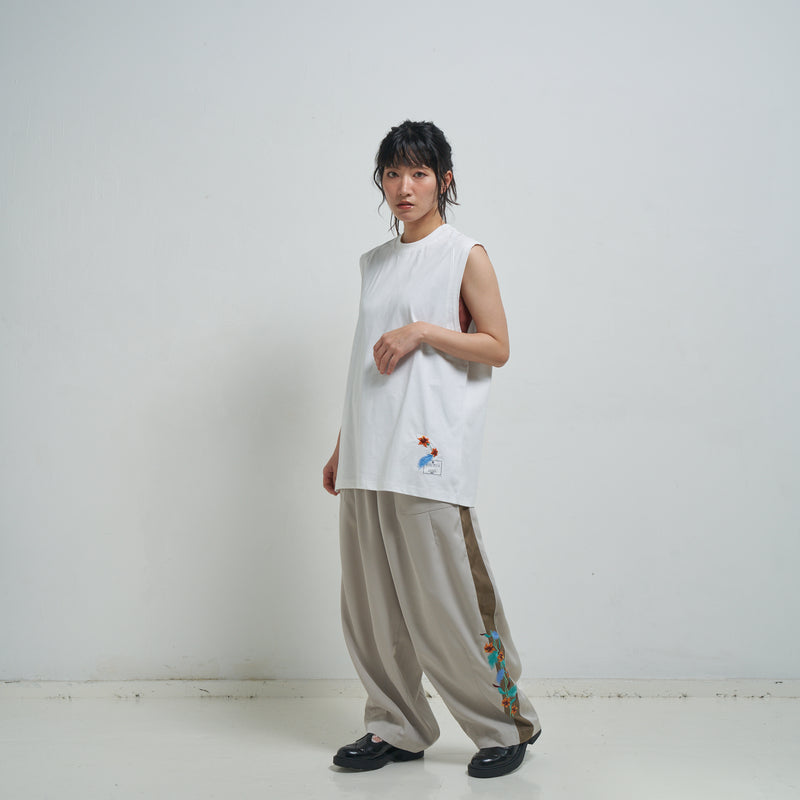 [2025 summer] EFFECTEN / Hibiscus embroidery line wide tapered pants
