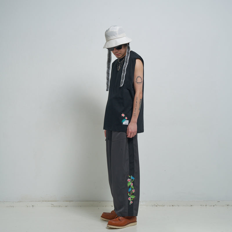 [2025 summer] EFFECTEN / Hibiscus embroidery sleeveless Tee