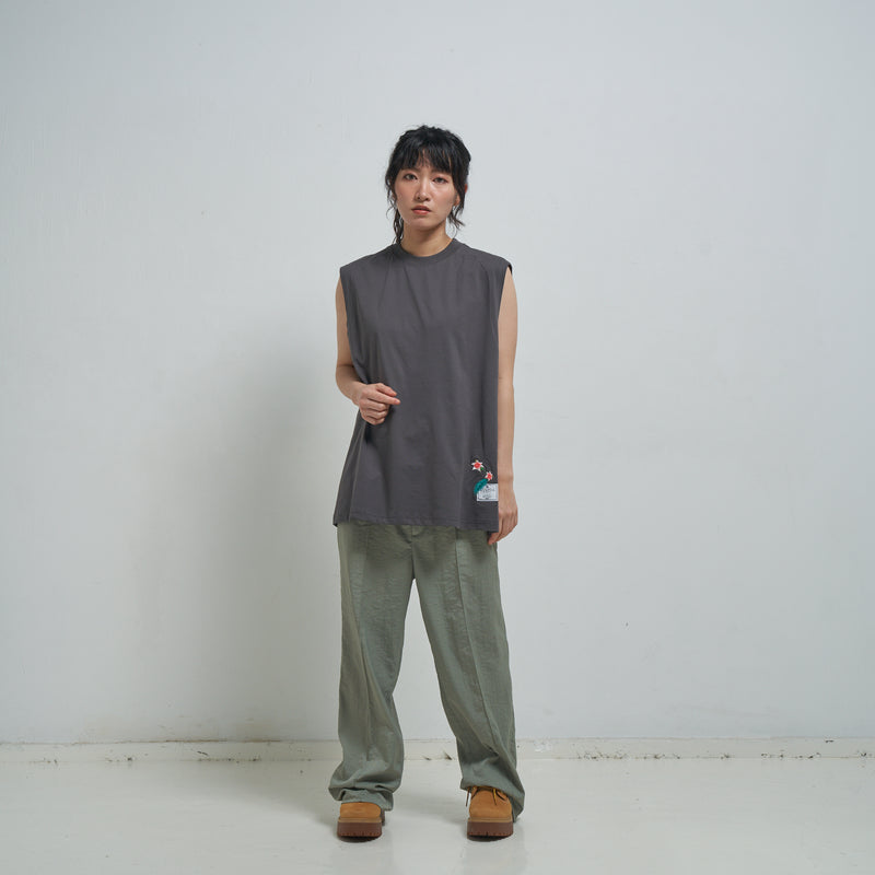 [2025 summer] EFFECTEN / Hibiscus embroidery sleeveless Tee
