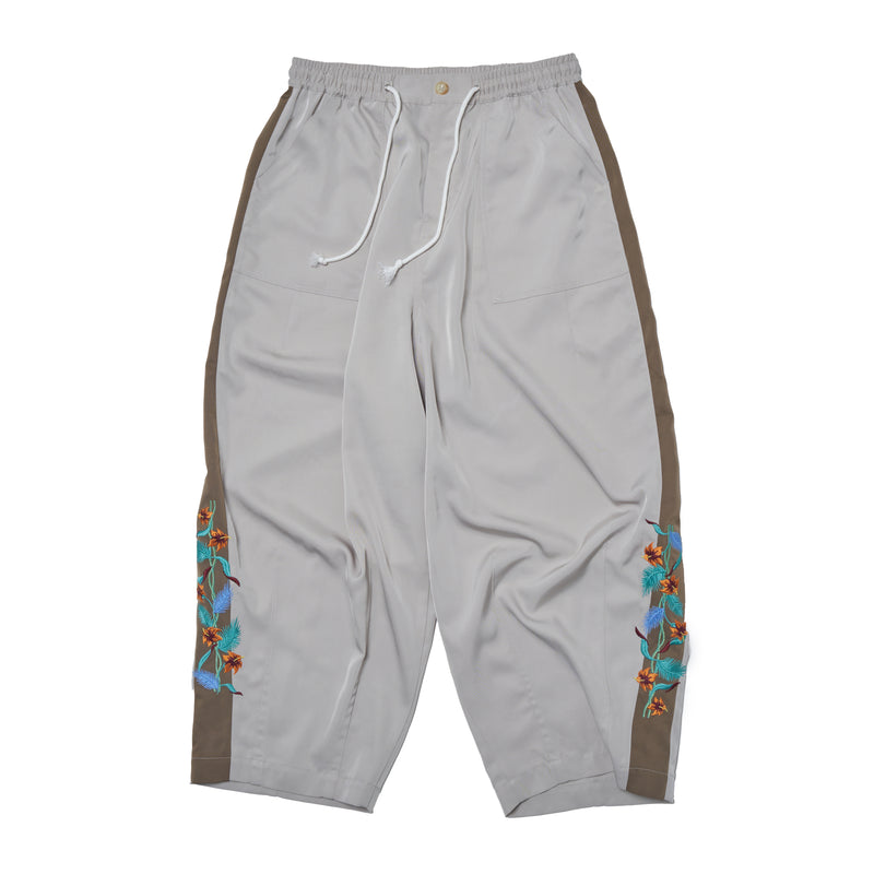 [2025 summer] EFFECTEN / Hibiscus embroidery line wide tapered pants