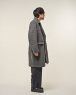 [2025 AW] EFFECTEN / Shaggy wool double breasted long coat