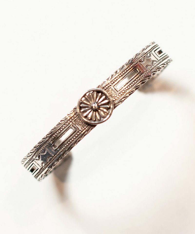 [予約商品2022aw] SEVESKIG/セブシグ/  16Chrysanthemum bangle